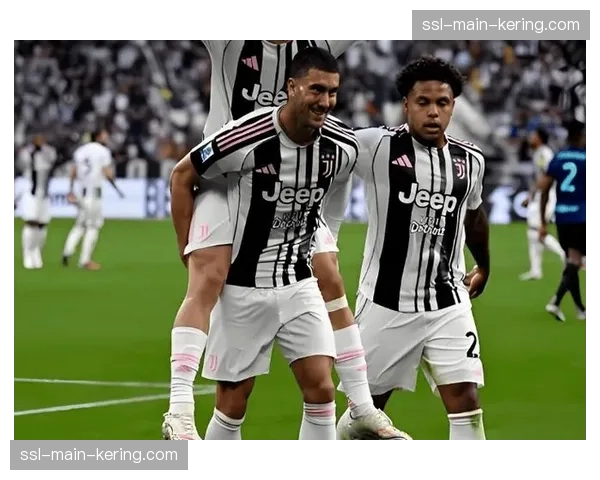 意甲实时:尤文图斯1-0领先乌迪内斯,弗拉霍维奇头球破门